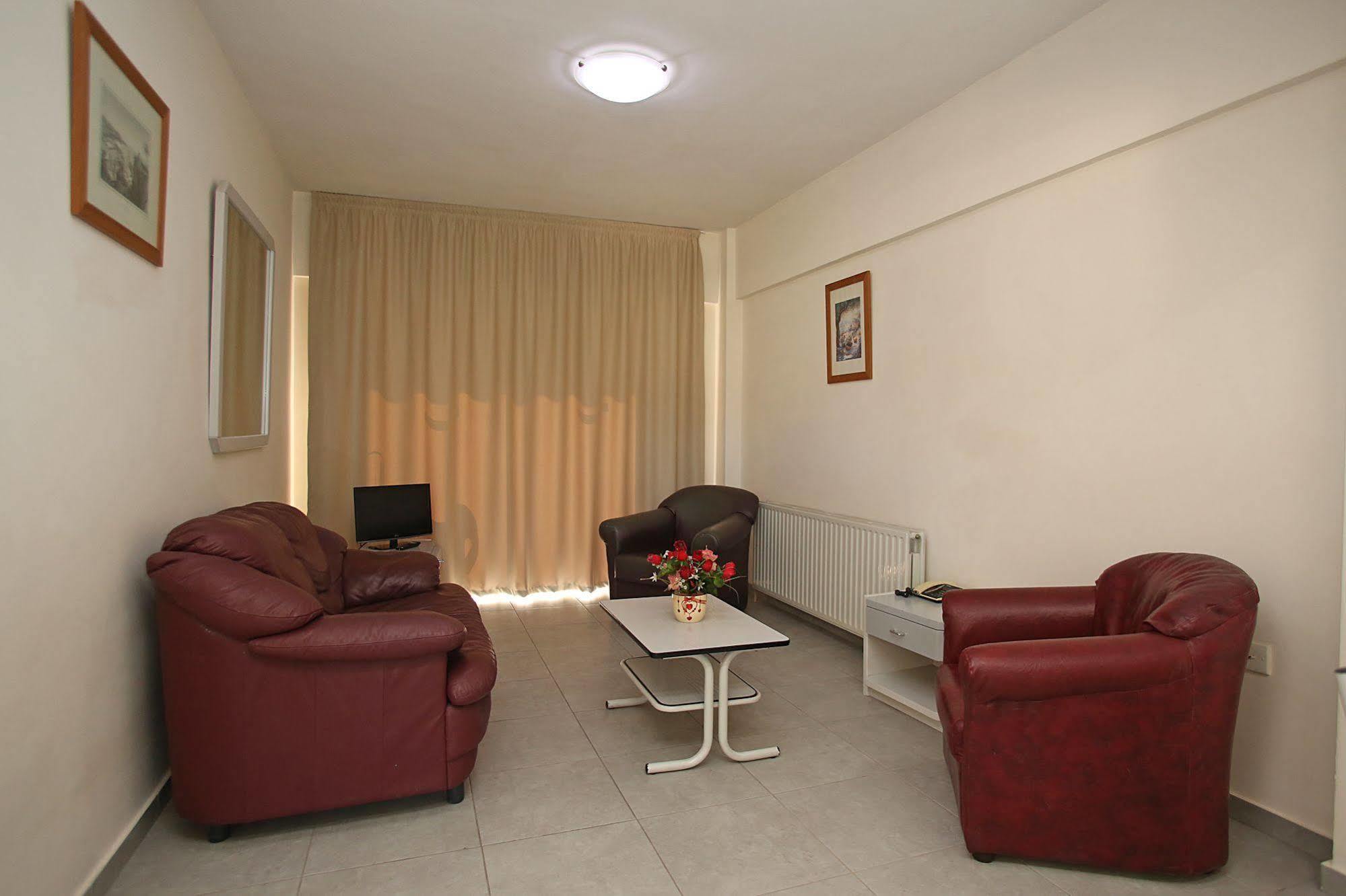 Sunquest Gardens Apart Otel 3*