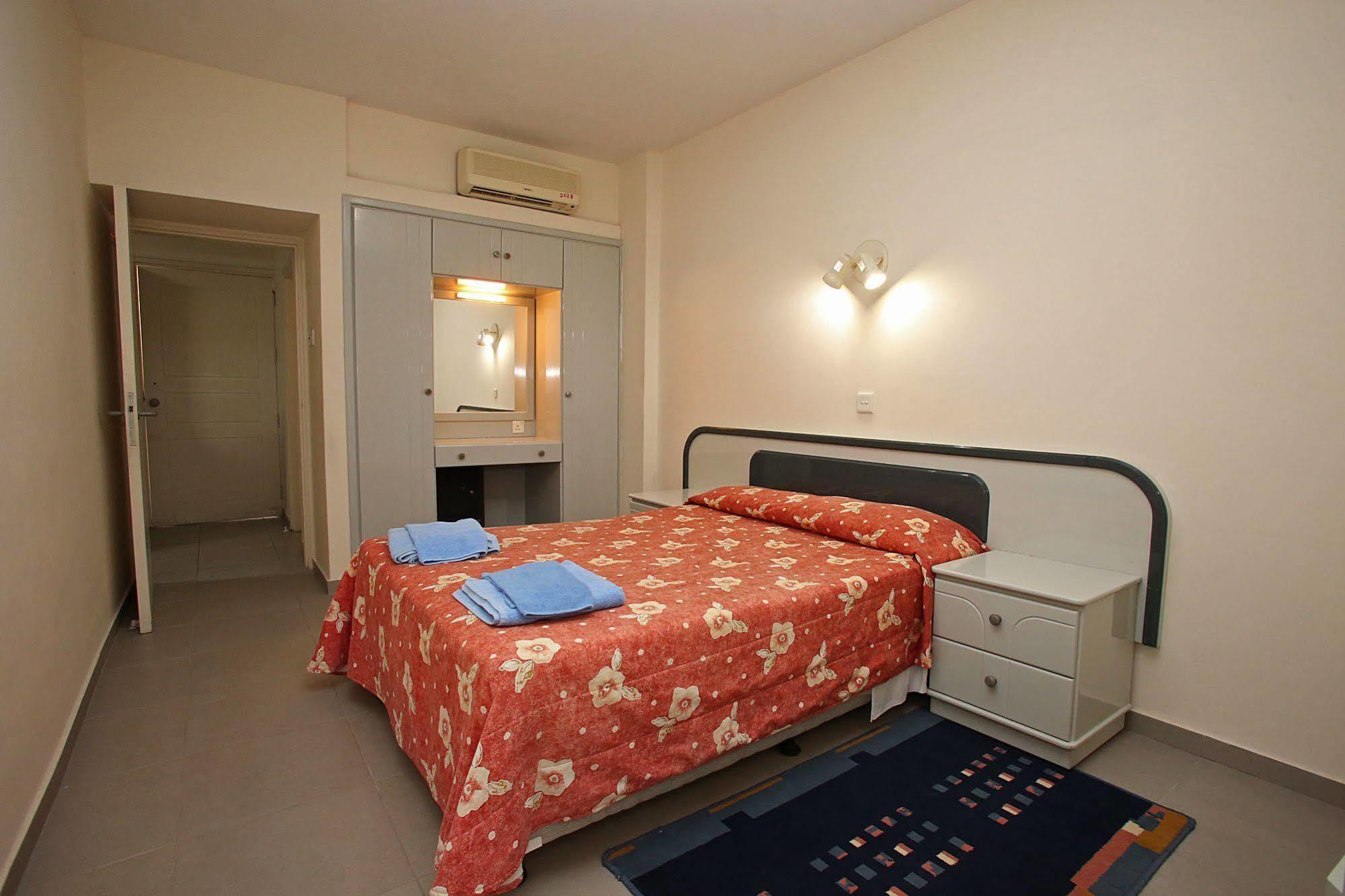 Hotel apartamentowy Sunquest Gardens