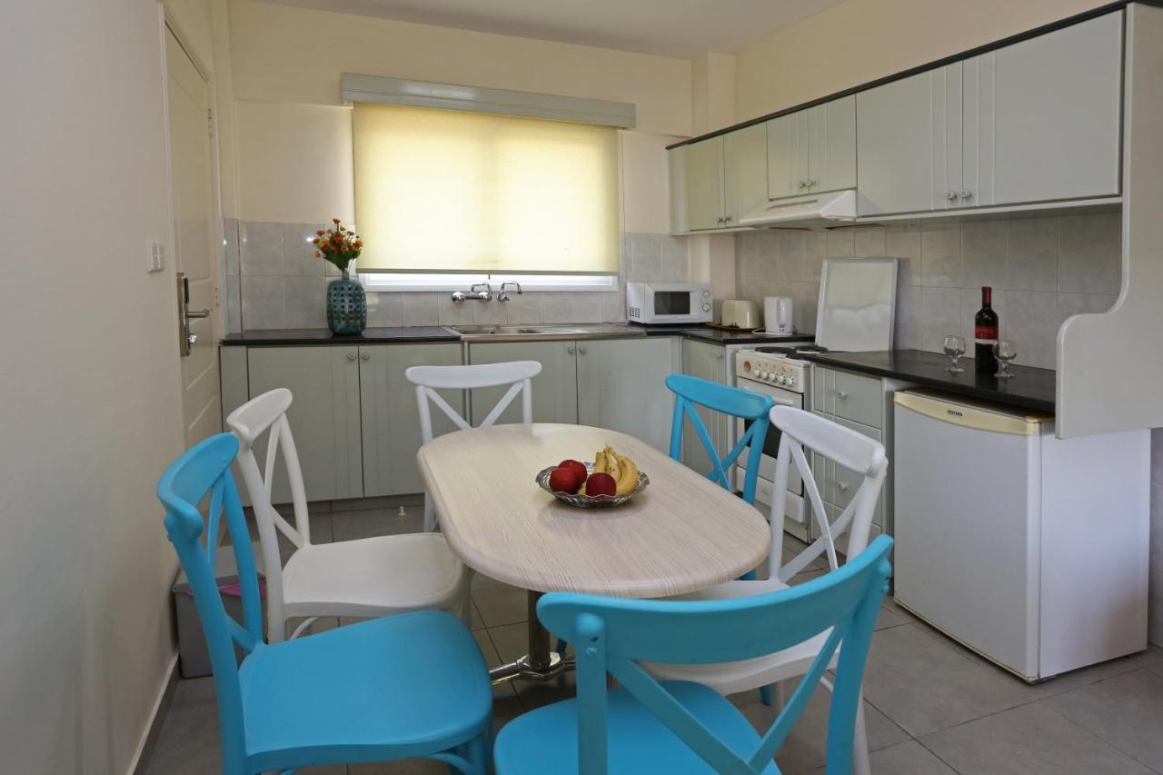 Sunquest Gardens Apart Otel Limasol